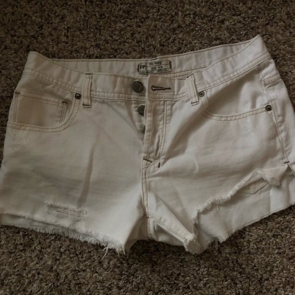 Free People white shorts - Picture 1 of 4